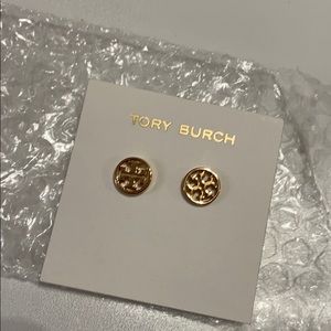 Tory Burch stud earrings gold. Brand new w/ pouch